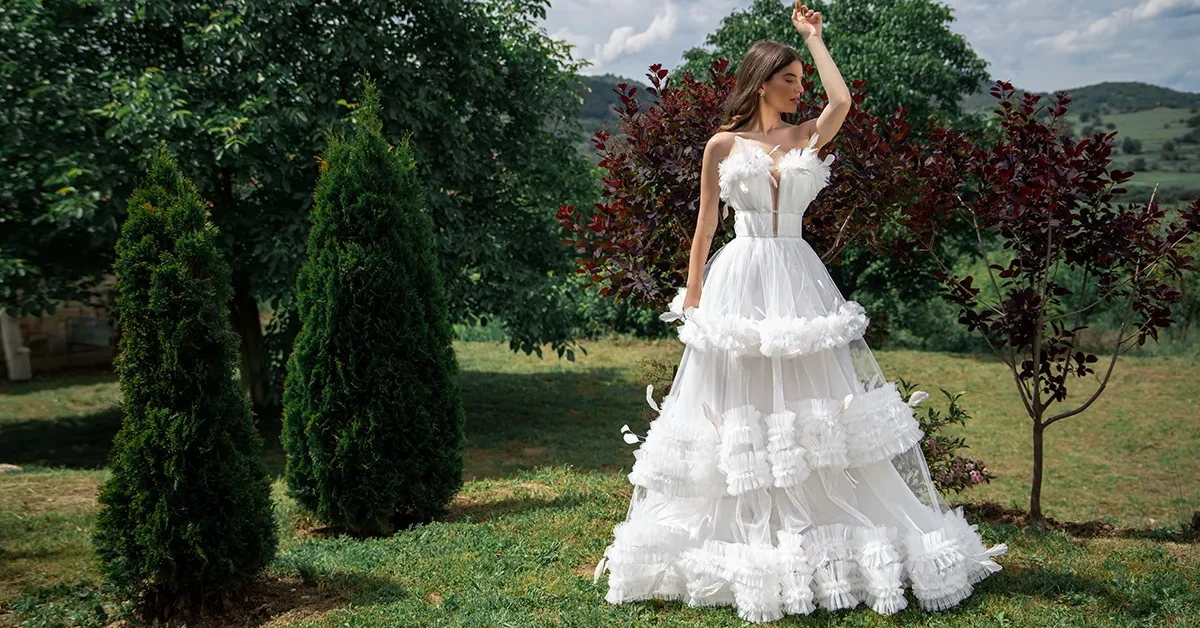 Приказната ни нова колекция булчински рокли е готова