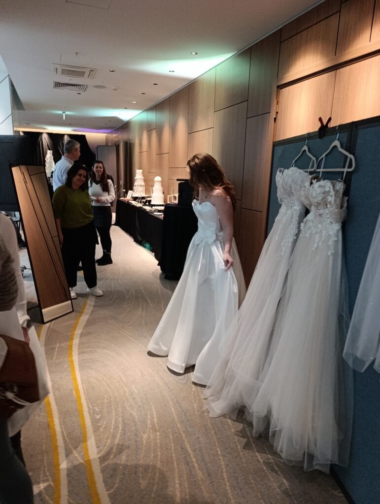 булката -бутик MIRE- първа проба